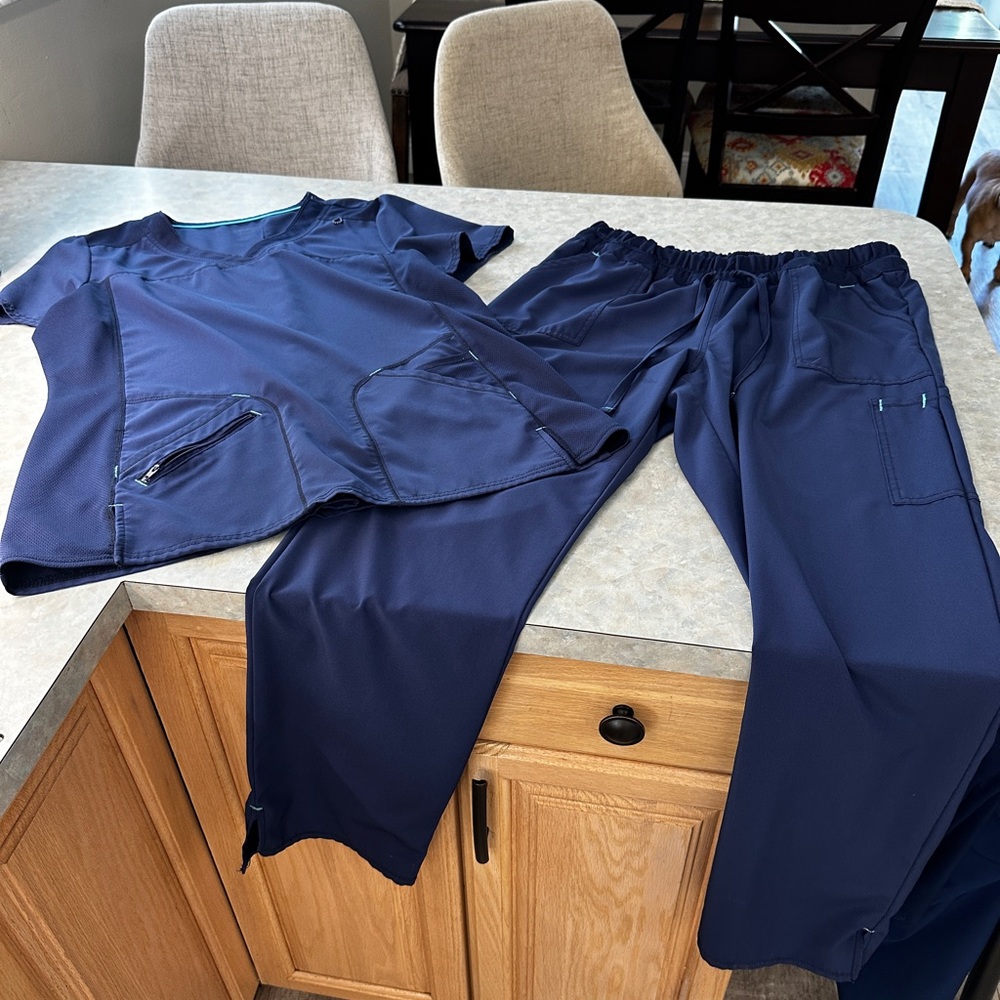 Women’s Navy Blue Pants